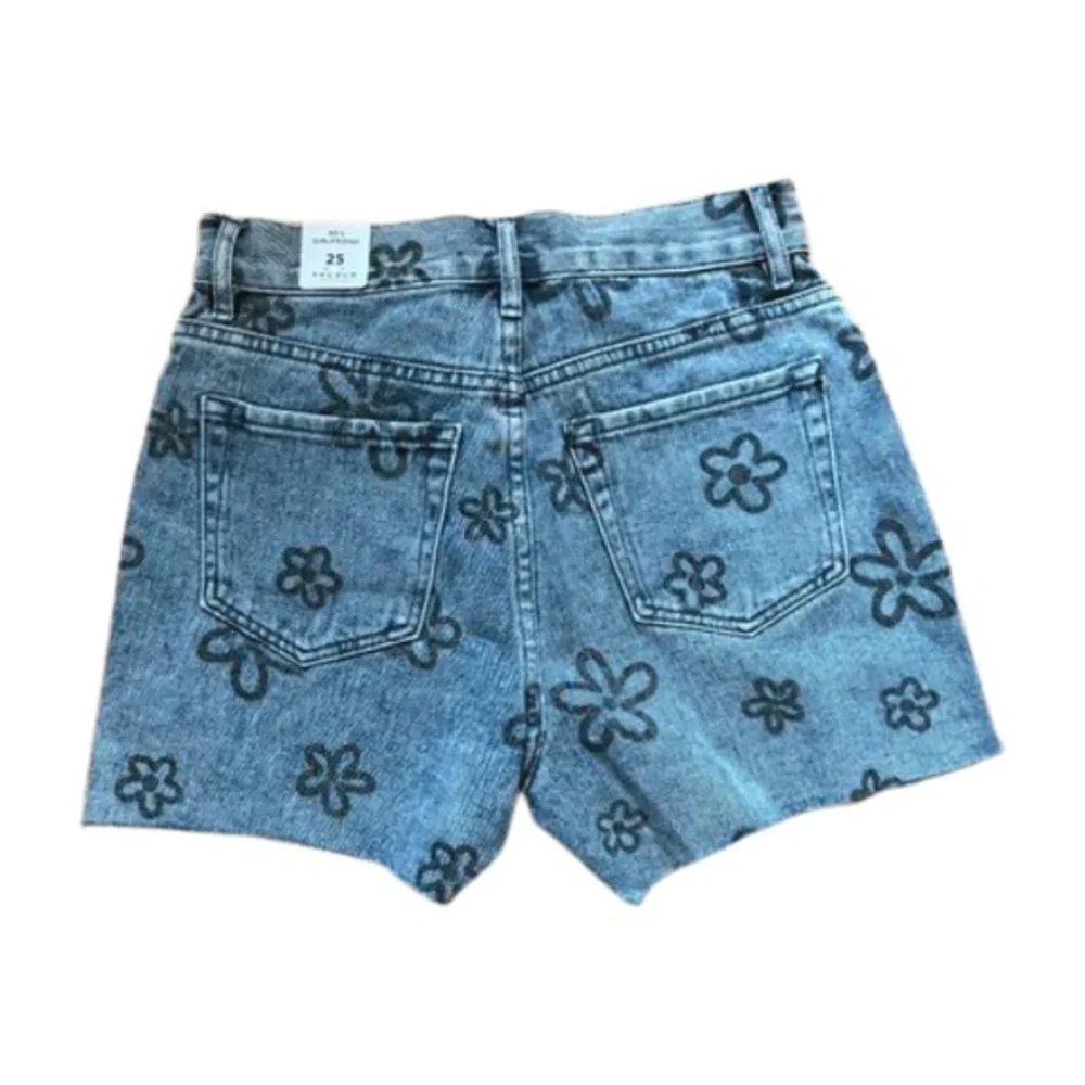 PacSun Denim Shorts - Picture 2 of 2